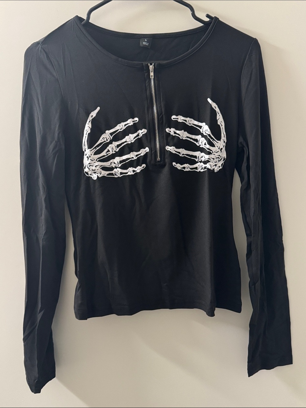 Edgy Skeleton Hand Long Sleeve Zip Front Top NEW 🏷️